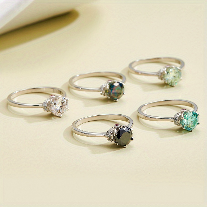 1.0 Carat Seven-Color Green Moissanite Crowned Ring