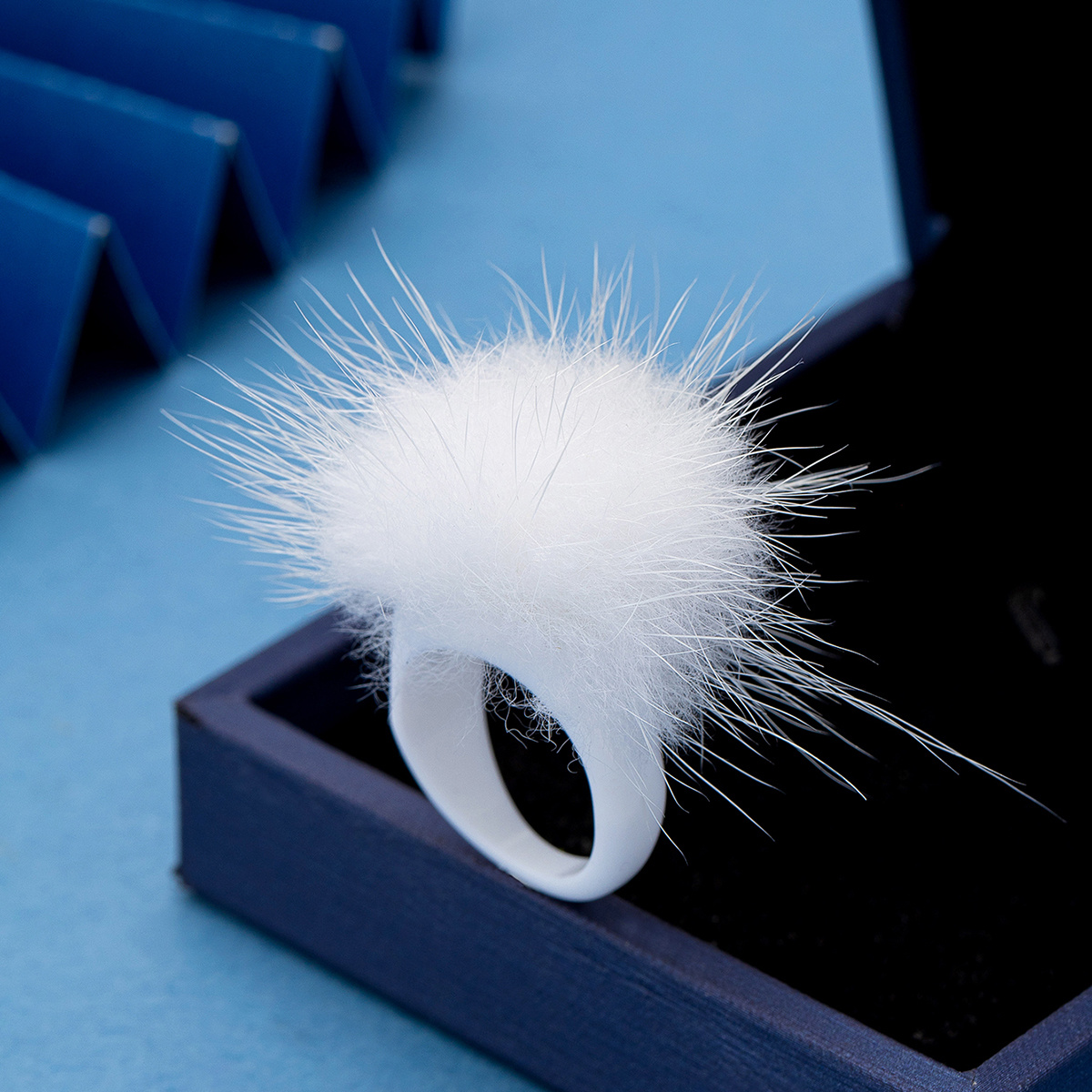 Image of 1 Fashionable Classic Simple Temperament Furry Ball Ring Accessory (no Gift Box)