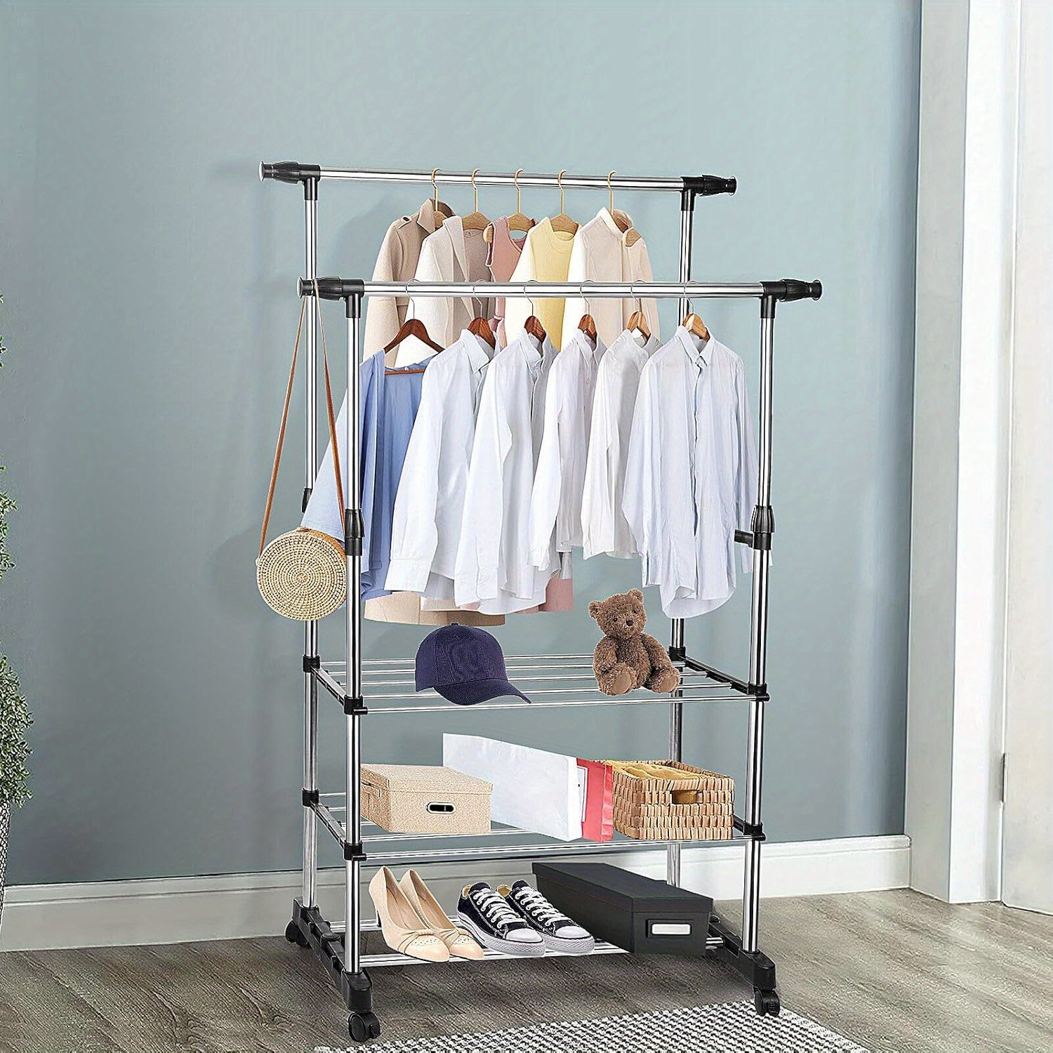 E-shop Kleiner Kleiderständer, tragbarer Kleiderständer mit Rädern, ausziehbare Kleiderstangen für Kleidung, Ausstellungsständer für Schlafzimmer,
