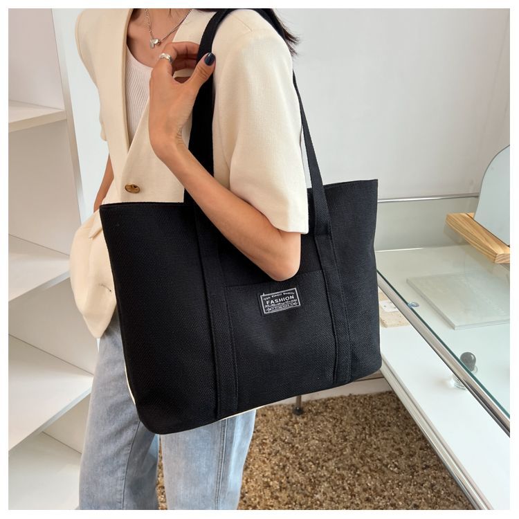 Sac fourre-tout en chanvre pour femmes, sac à main épaule spacieux, sac messager polyvalent avec fermeture à glissière, avec plusieurs poches, lavable à la main ou uniquement au nettoyage à sec