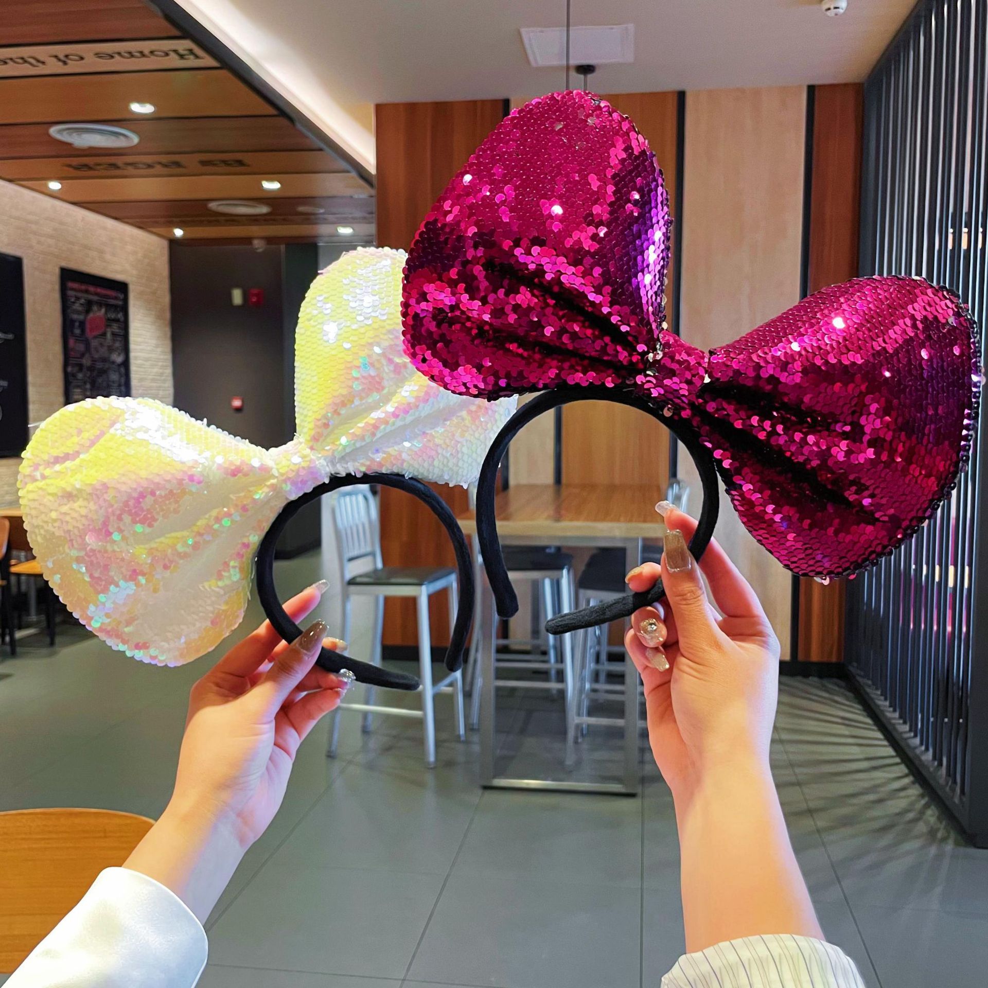 

Chic Sequin Bow Headband For Women - Cute, Non-slip, Parties & Face Washing