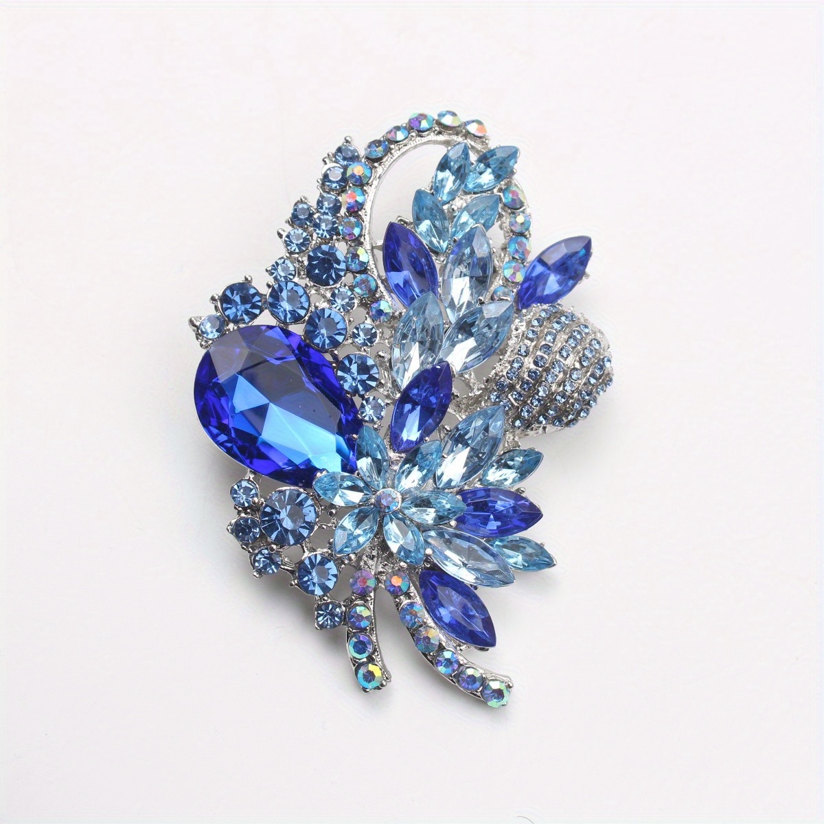 E-shop Neue elegante Diamantbesetzte Damen Party Brosche Hochwertiges Mantel Accessoire Corsage