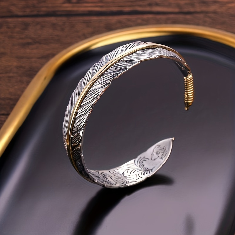 

Adjustable Vintage Feather Cuff Bracelet - Zinc Alloy, Fashionable Rock Jewelry For Men, Comfortable And