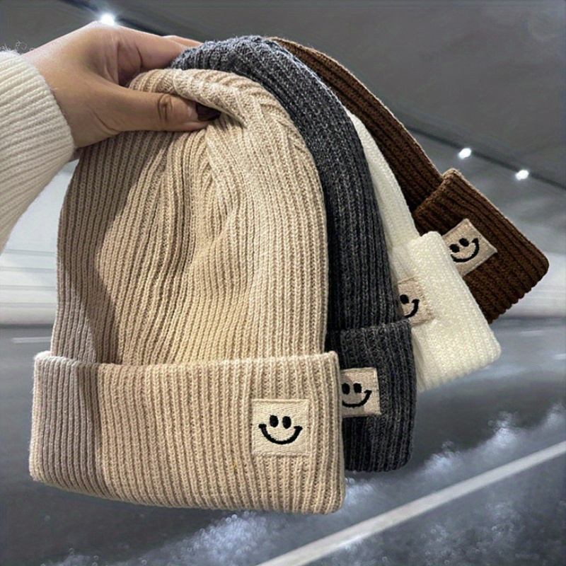 1 bonnet femme hiver - design avec patch visage , élastique et pour intérieur/extérieur, lavable à , idéal cadeau automne-hiver, plusieurs couleurs Détails du produit 8