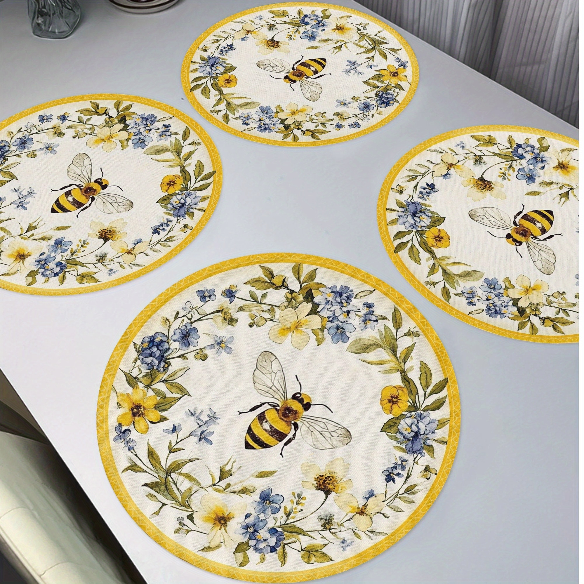 

4-pack Bee & Daisy Wreath Round Placemats, 15" Polyester Table Mats, Non-slip, Washable, Heat Resistant, For Home, Kitchen, Dining Decor