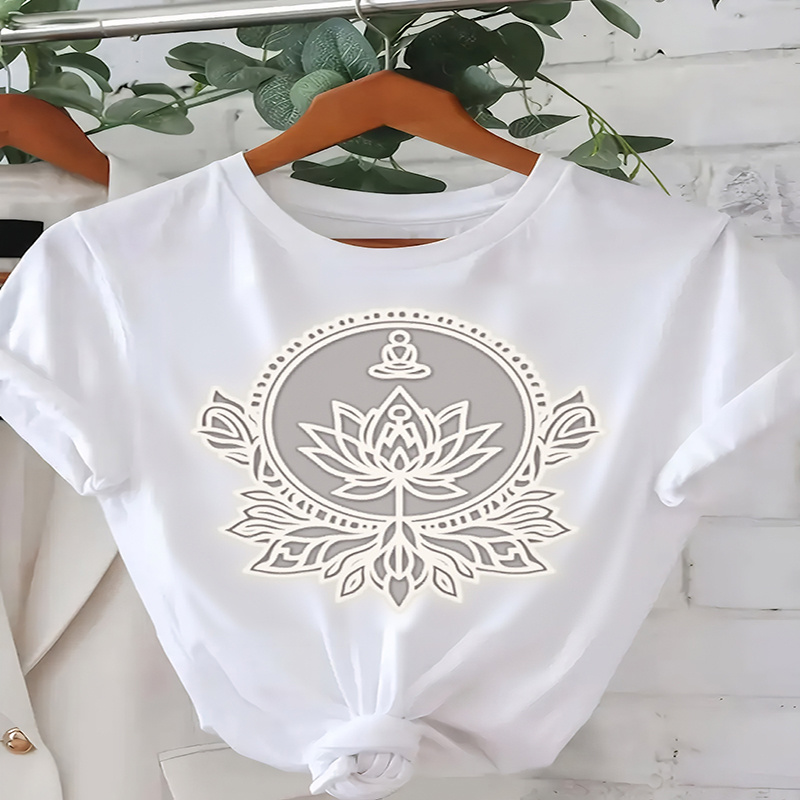 

1pc Women's Casual "lotus " Meditating Figure T-shirt With Mandala Patterns - Polyester Knit Fabric, Short Sleeve, Round Neck, Regular Fit, All