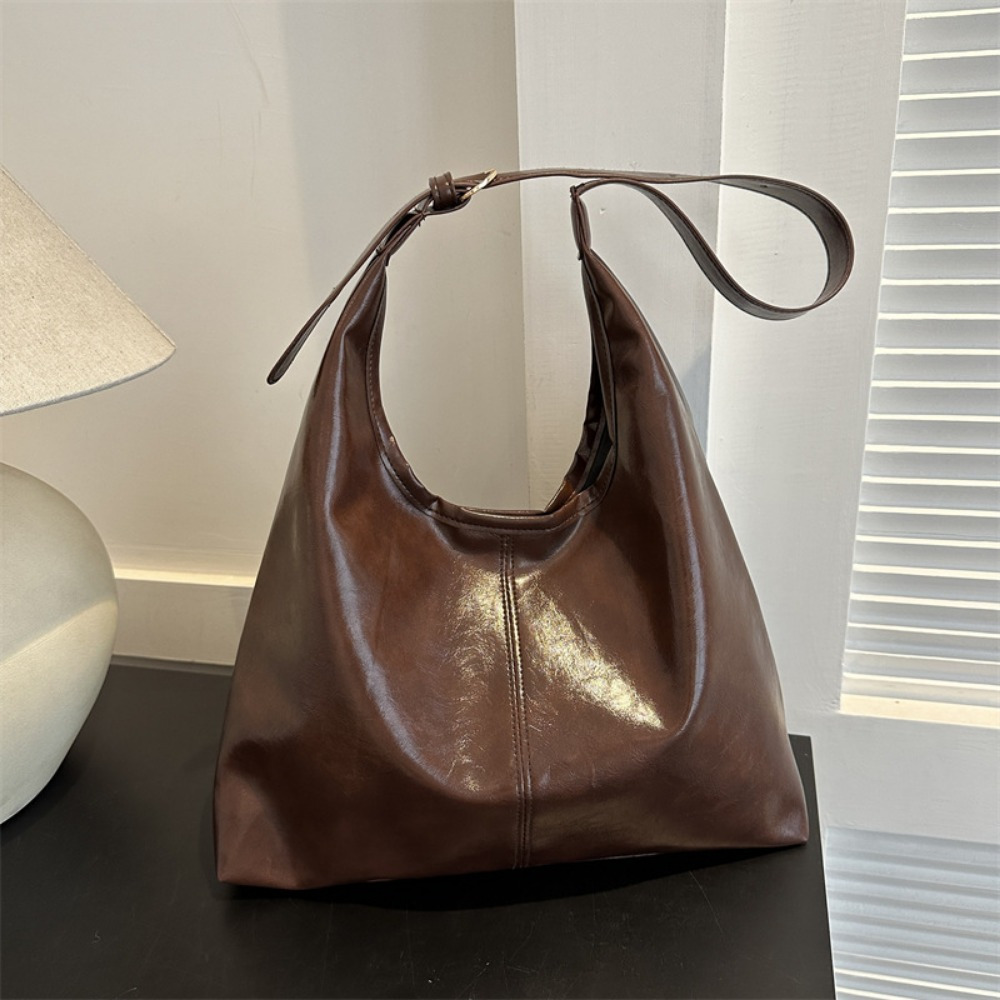 

Chic Brown Leather Crossbody Bag For Women - Casual Solid Color With Clasp Closure, Use