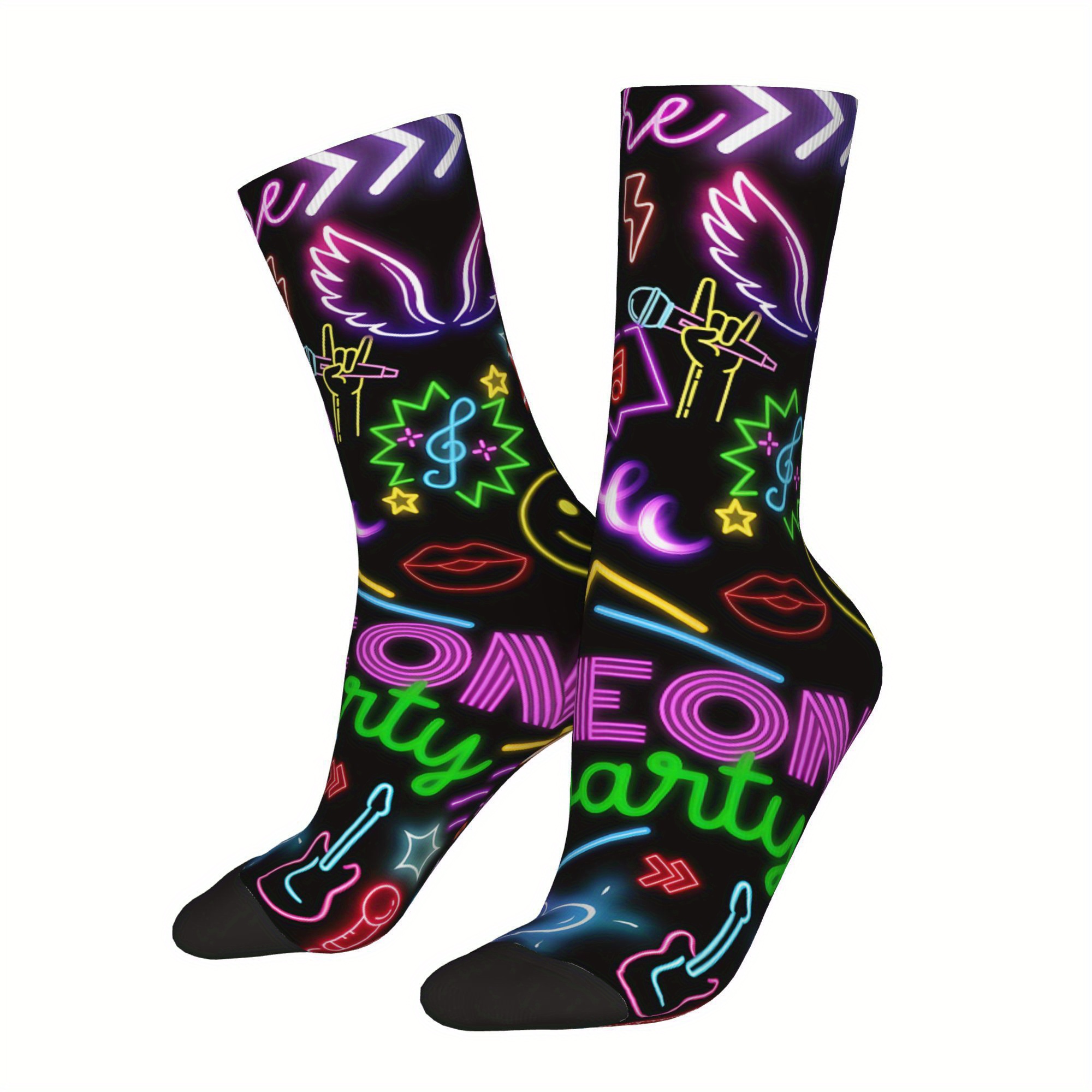 

1 Pair Men's Socks, Vintage Hip Hop Novelty Pattern, Polyester & Elastane, Hand Wash Or , Random Printed Crew Socks, Gift Idea