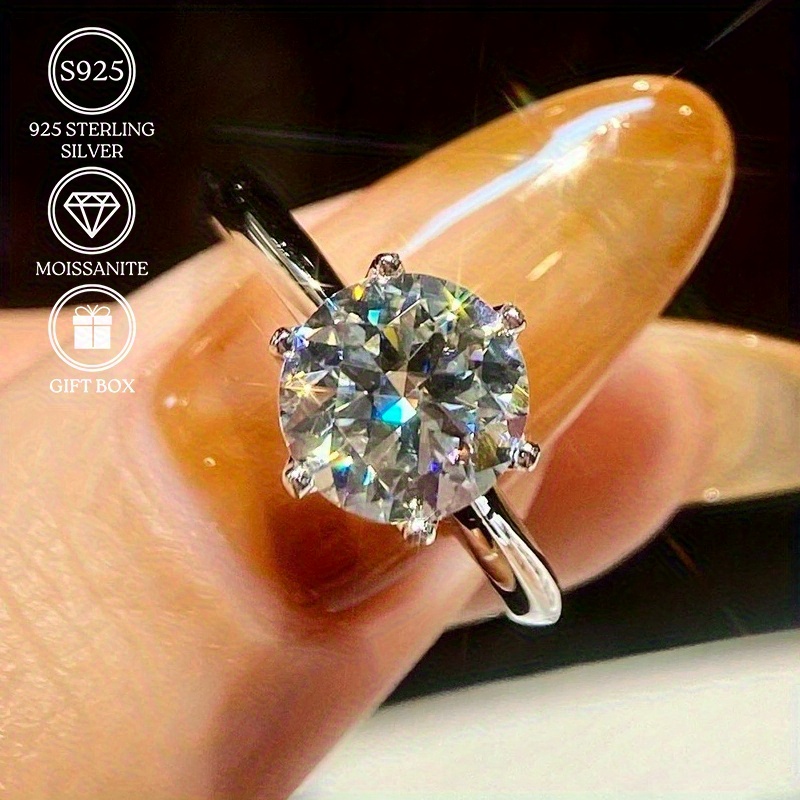 925 Sterling Silver Round-Cut Synthetic Moissanite Ring, Timeless Design
