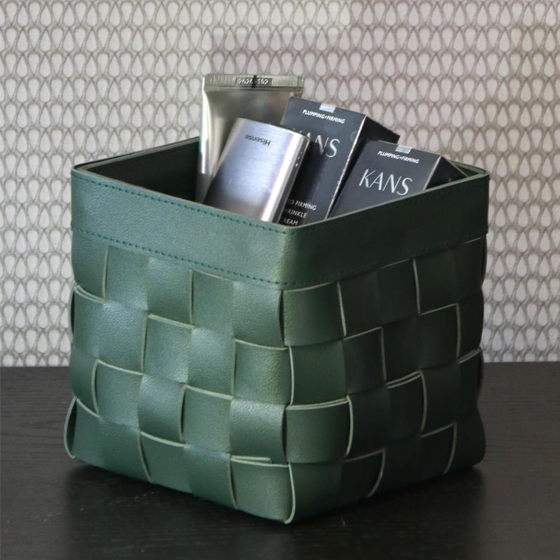 modern cube tissue box cover black and white checkerboard farmhouse decor with golden accent bathroom desk organizer tissue dispenser for living room bedroom office housewarming gift bedroom accessory contemporary design durable construction Product details 5