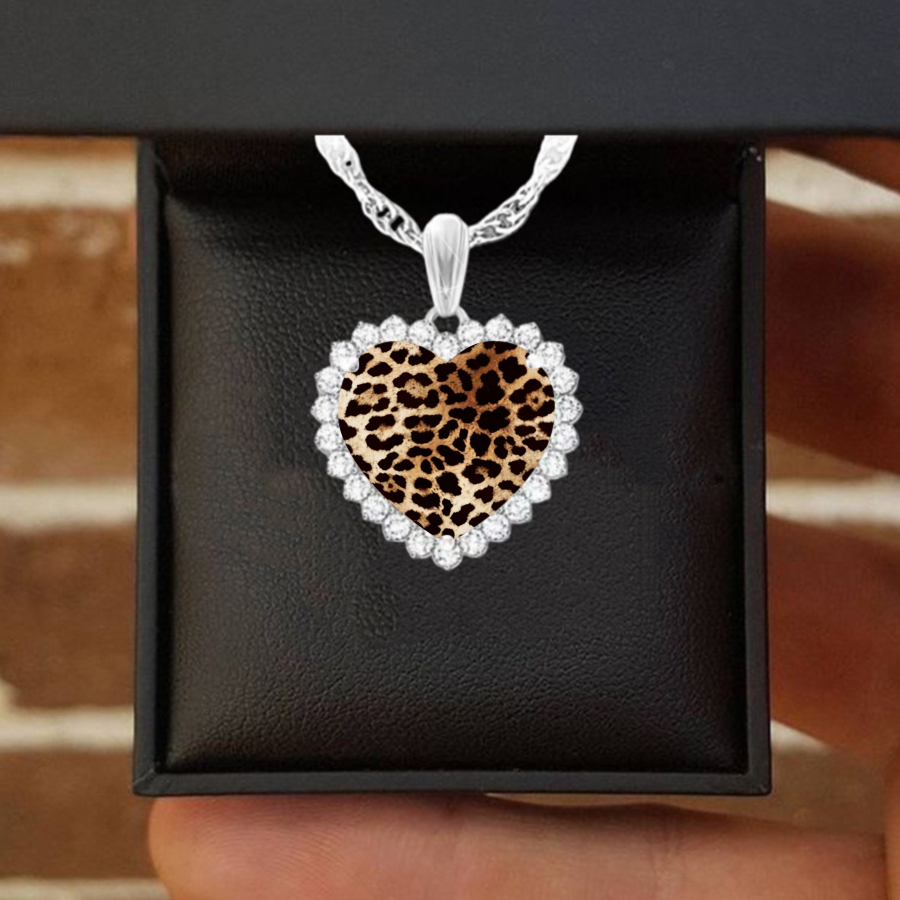TEMU 1pc Leopard Print Heart Pendant Necklace, A Stylish And Unique Jewelry Accessory Perfect For Valentine's Day, Birthdays, Or Everyday Wear