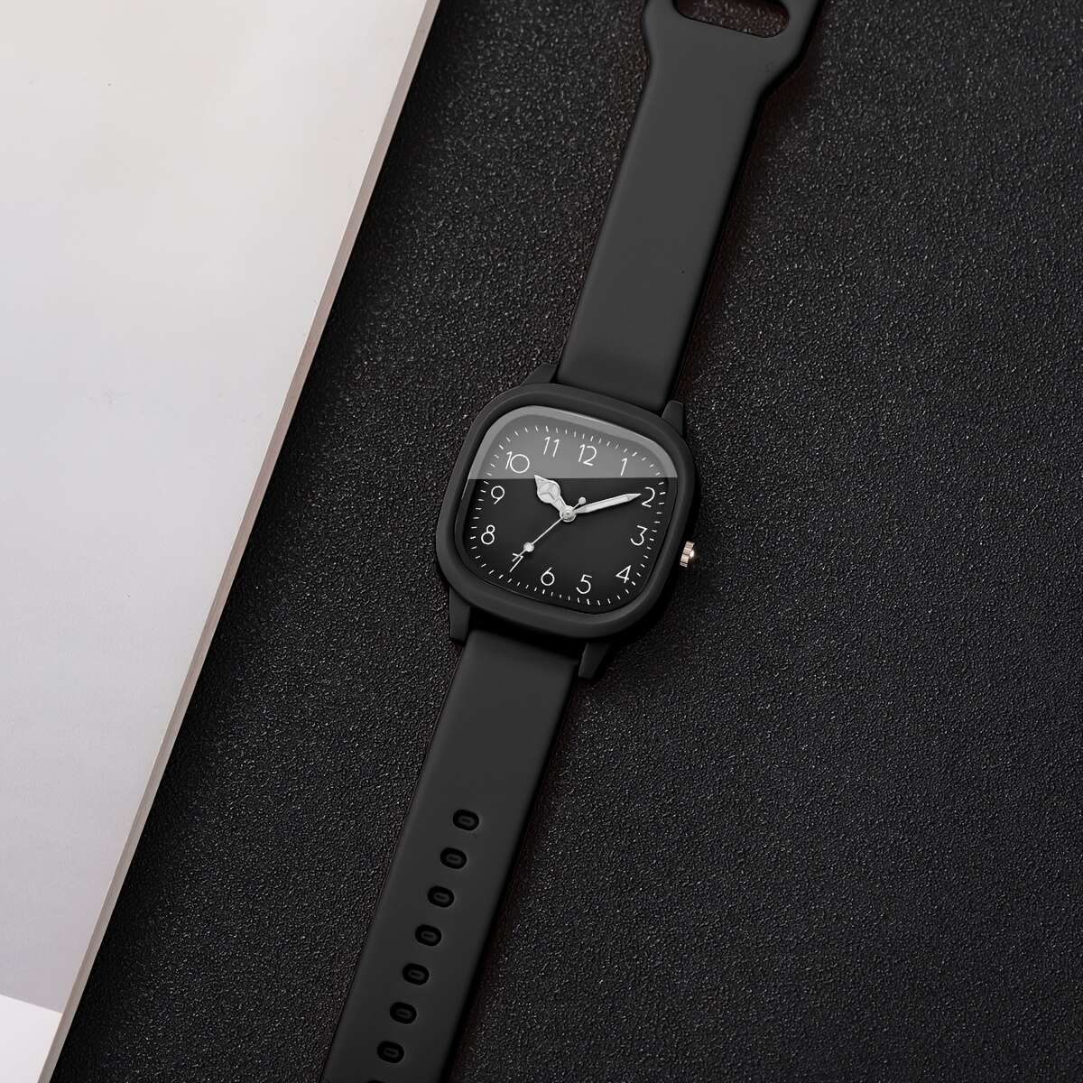 Ladies' Gift Watch, Elegant Casual Digital Scale Dial, Korean-Style Ins Vintage Quartz Wristwatch + Heart Bracelet, 2pcs/set, Watch Box Not Included
