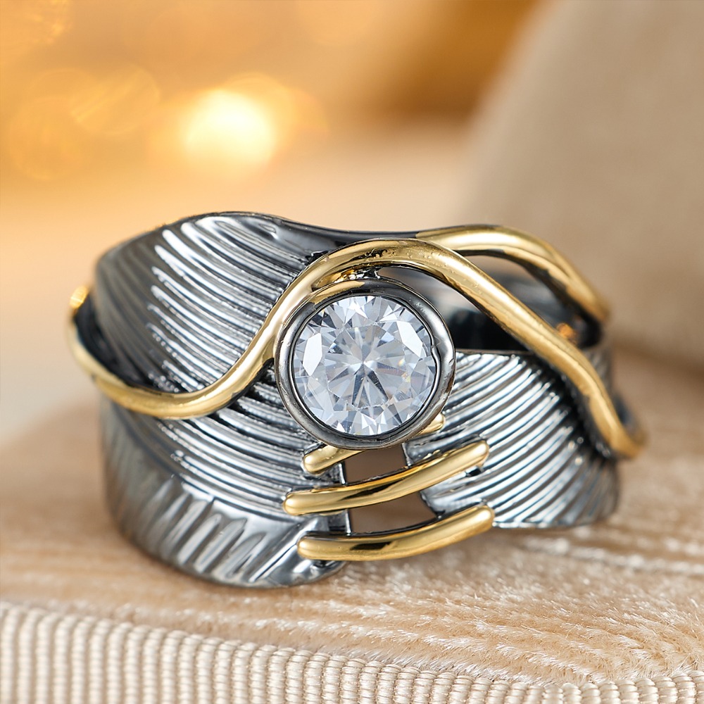 Women's Retro Contrasting Color Fashionable Ring