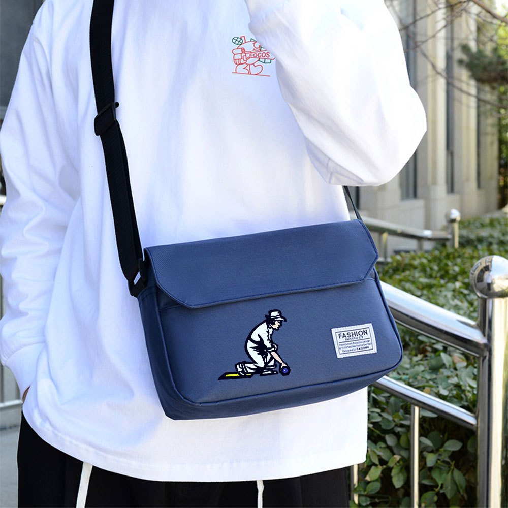 large capacity multi pocket nylon messenger bag suitable  display picture 1