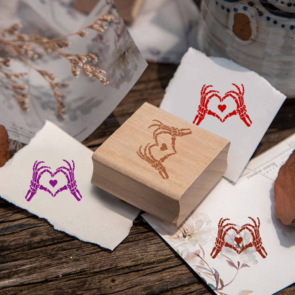 Delicate Skull Hand Heart-shaped Wooden Rubber Stamp