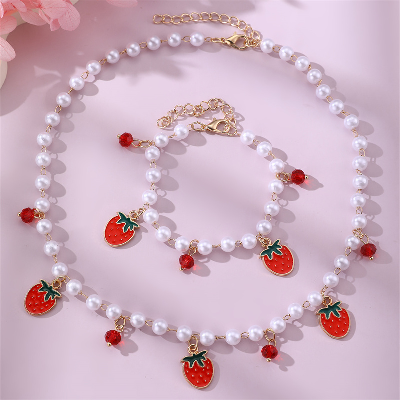 TEMU Parure collier et bracelet 2 pièces avec pendentif à pompon de fraise et de et doux en alliage, cadeau pour amies et dames