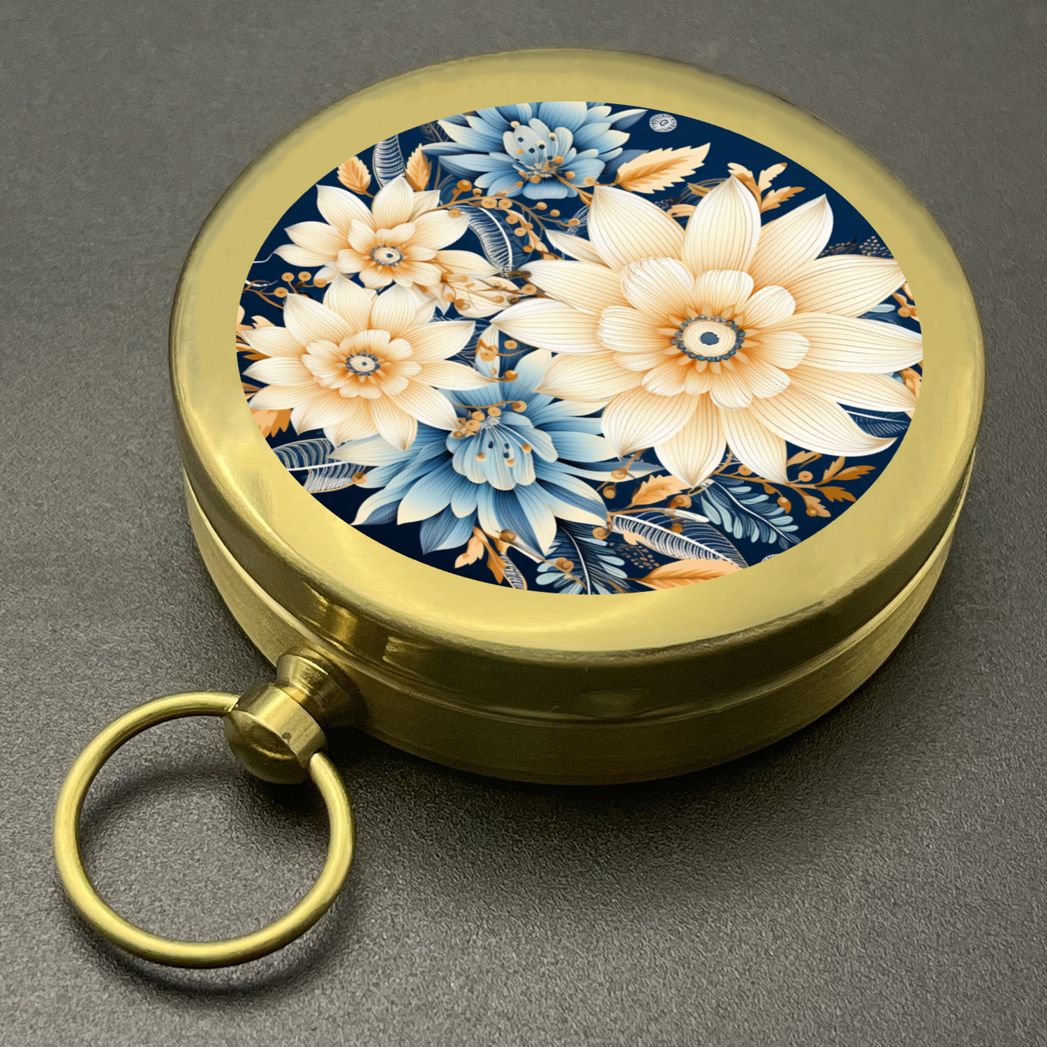 Classic Pocket Style Camping Compass for Outdoor Adventures