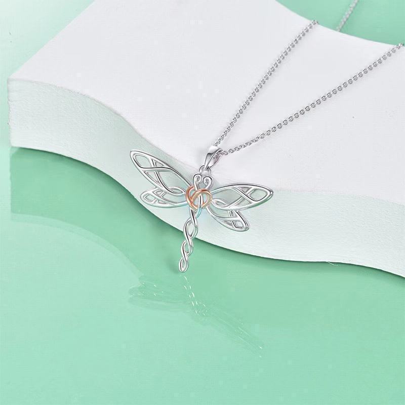 Elegant Dragonfly Necklace Gift Box for Stepdaughter