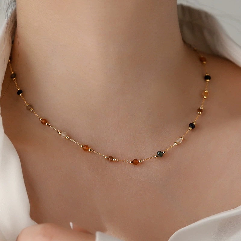 Image of 1 Exquisite And Elegant High-end Colored Stone Chain Necklace, Random Color, Suitable For Women' Shopping And Vacation Outfits