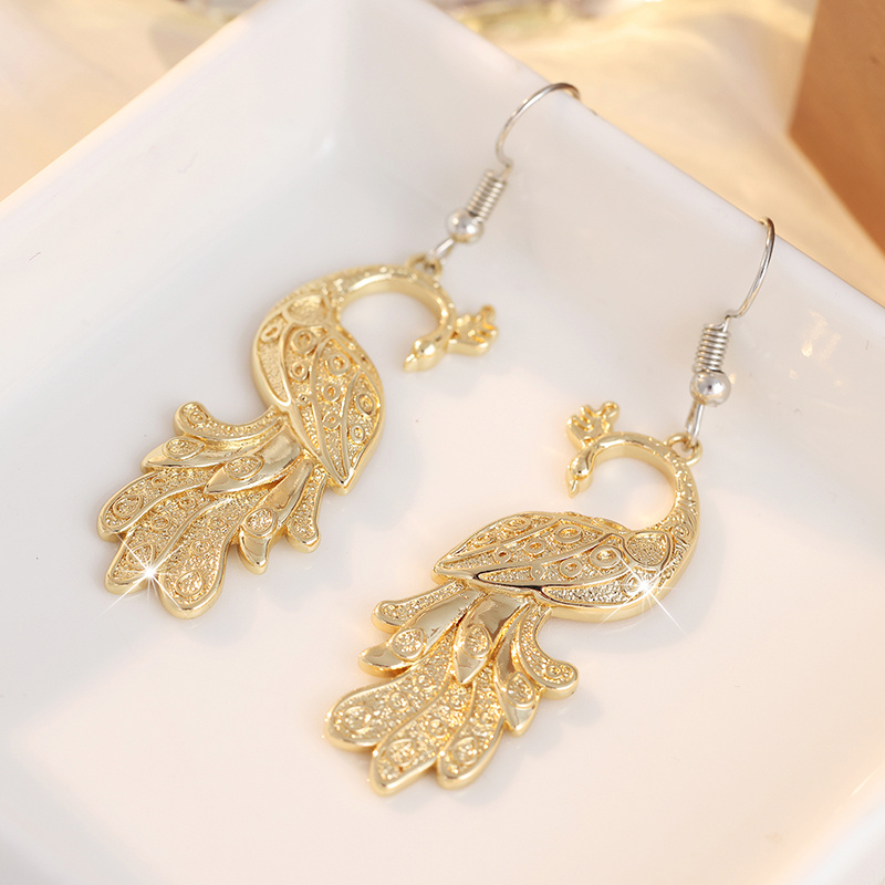 Vintage Relief Peacock Earrings for Women, Elegant Design