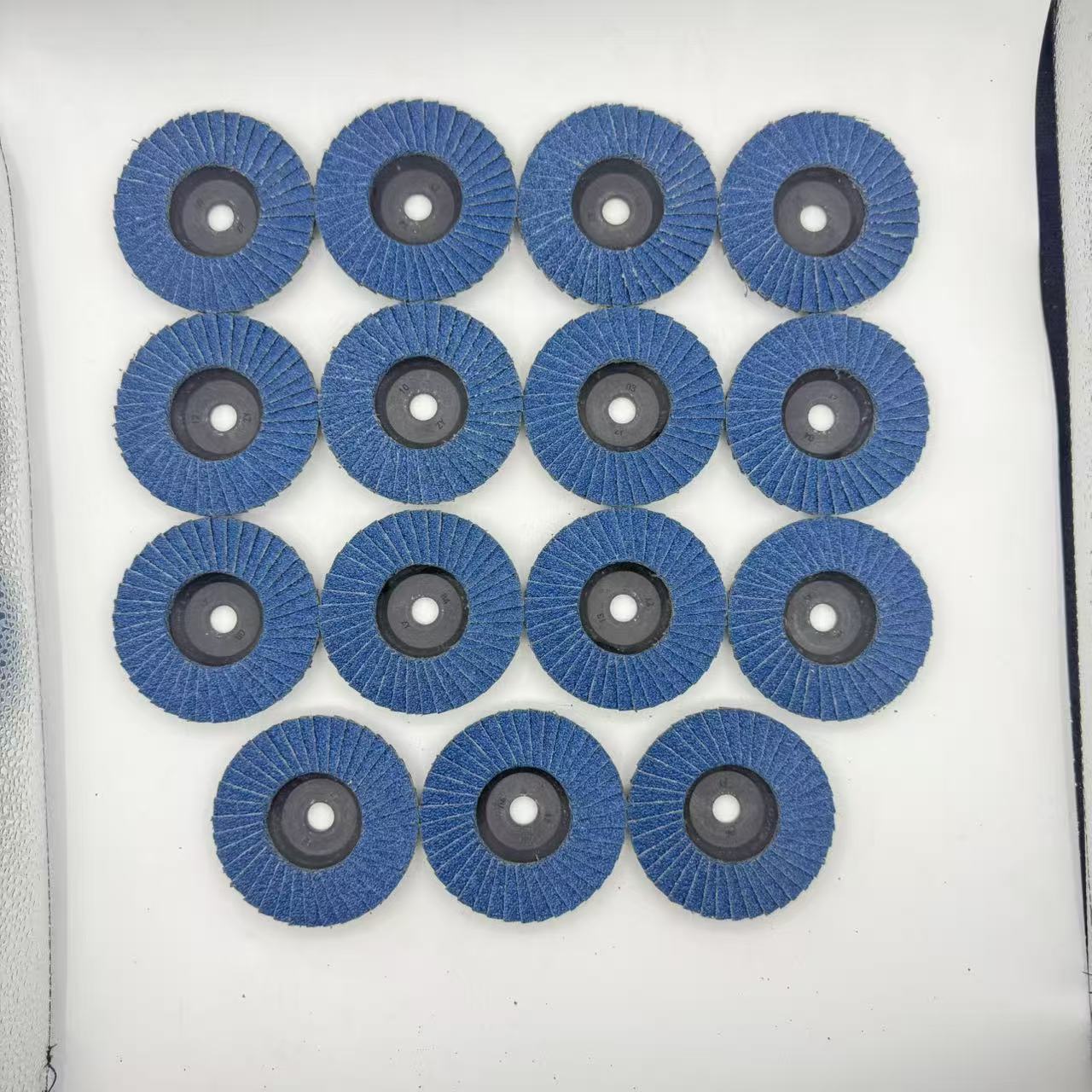 TEMU Disques de polissage et de meulage 3 pouces 75 mm, 15 pièces, disques à à grain 60, roues abrasives en solides et durables, adaptés au acier