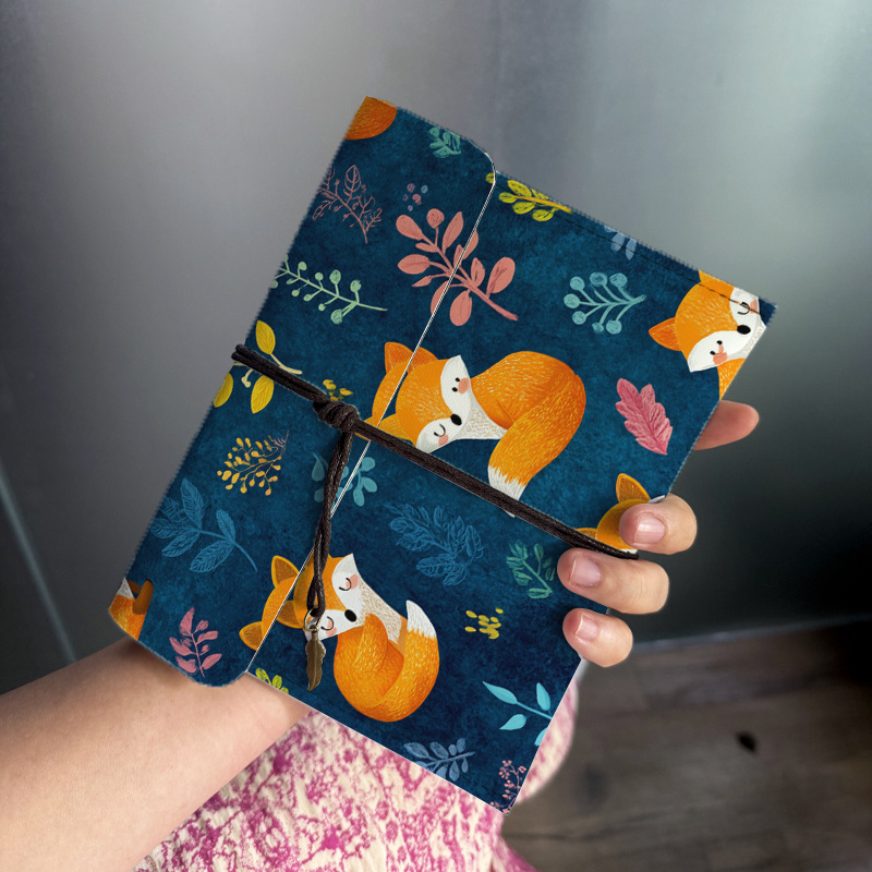 TEMU Uma Capa Protetora com Raposas e num Azul, Projetada de Armazenamento Elegante e Portátil para Dispositivos 3C. Adequada para E-Readers de 6-7