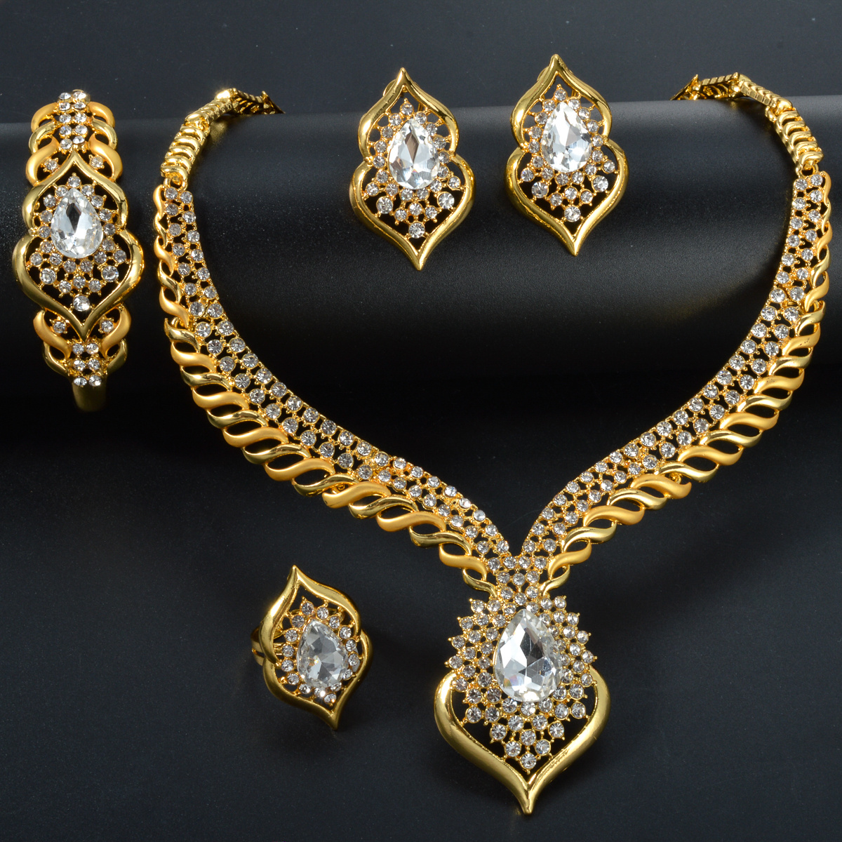 1 Set Elegant Copper Jewelry for Women - Luxury Teardrop Pendant Necklace, Bracelet, Ring, and Earrings with Synthetic Zirconia - Middle Eastern Style for Wedding, Party, Ramadan - All-Season Gift Set