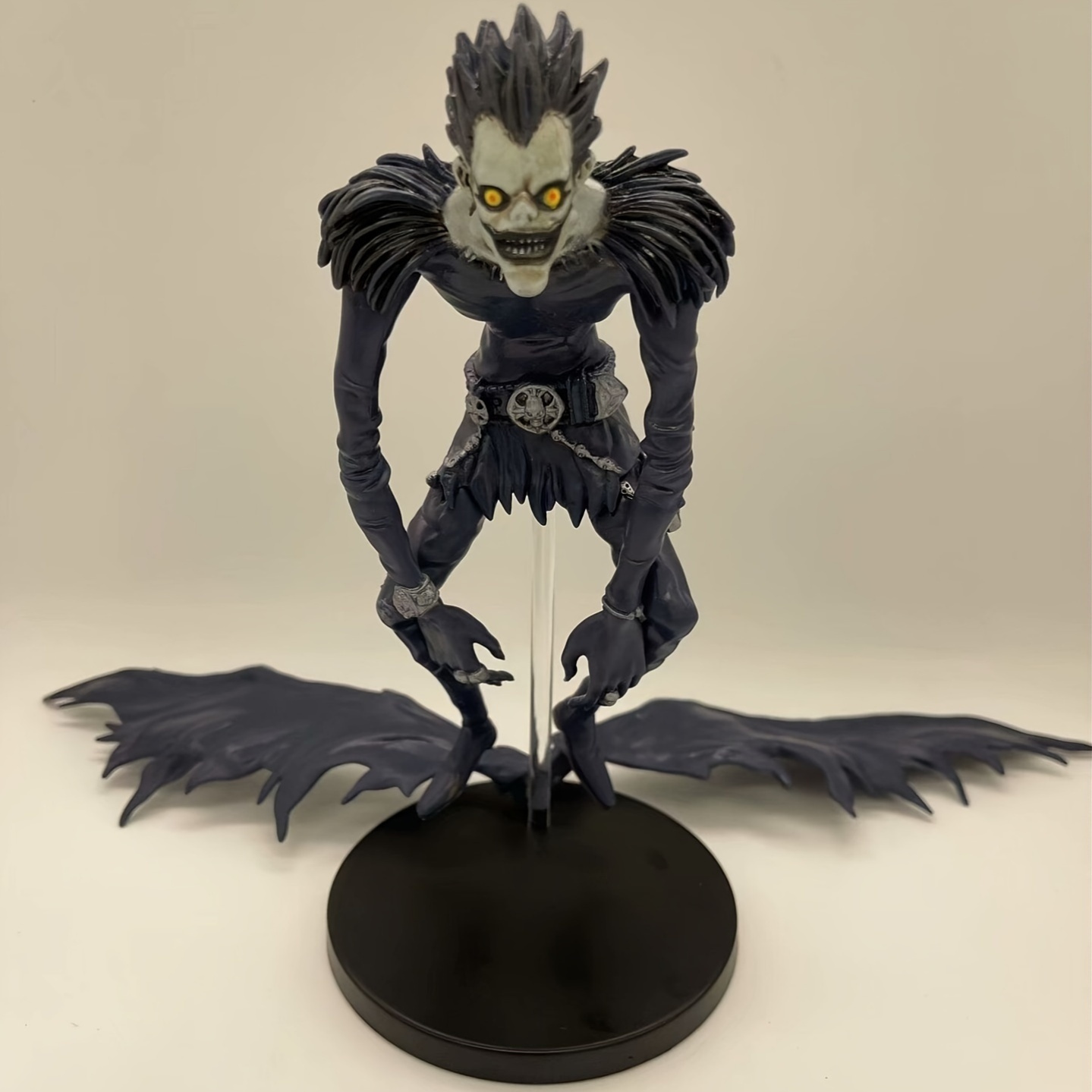 

18cm Black Winged Death Pvc Figure With Hair - Gothic-inspired Collectible Toy, And Black With Glowing Yellow Eyes, Halloween Figurines