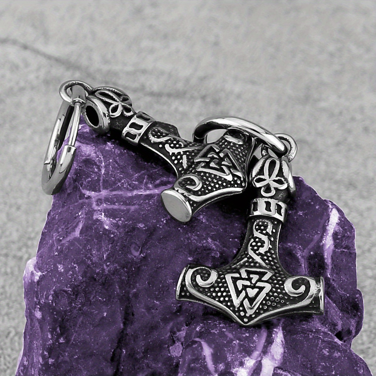 E-shop Neue kreative Thor Hammer Edelstahl Ohrringe Skandinavische Amulett Ohrringe für und Schmuck, ohne Batterie