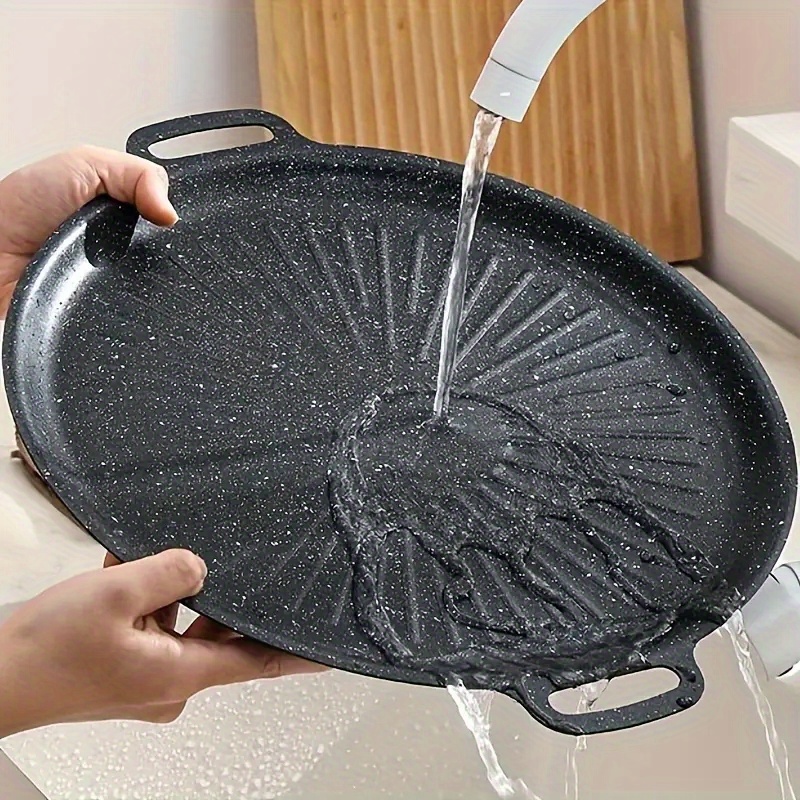 heavy duty bbq grill plate griddle pan   heat distribution for perfect steaks and pancakes easy to   iron surface with hanging loop handle dishwasher safe