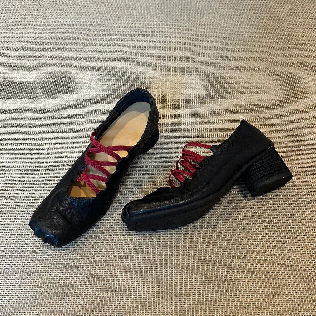 European And American Ladies' Retro Square-toed, Lace-up, Thick-heeled Loafers. Soft-soled, Comfortable, Personalized, Color-blocking And Versatile Women's Shoes For Daily Commuting, Women Shoes