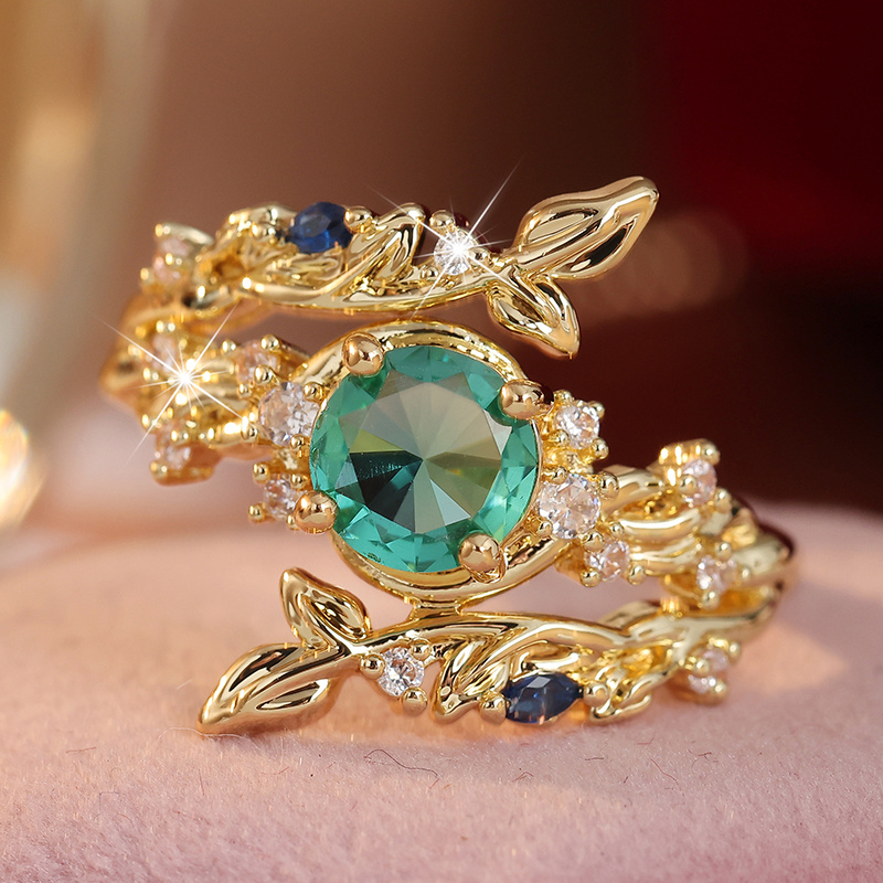 Inlaid Green Cubic Zirconia Leaf Design Ring