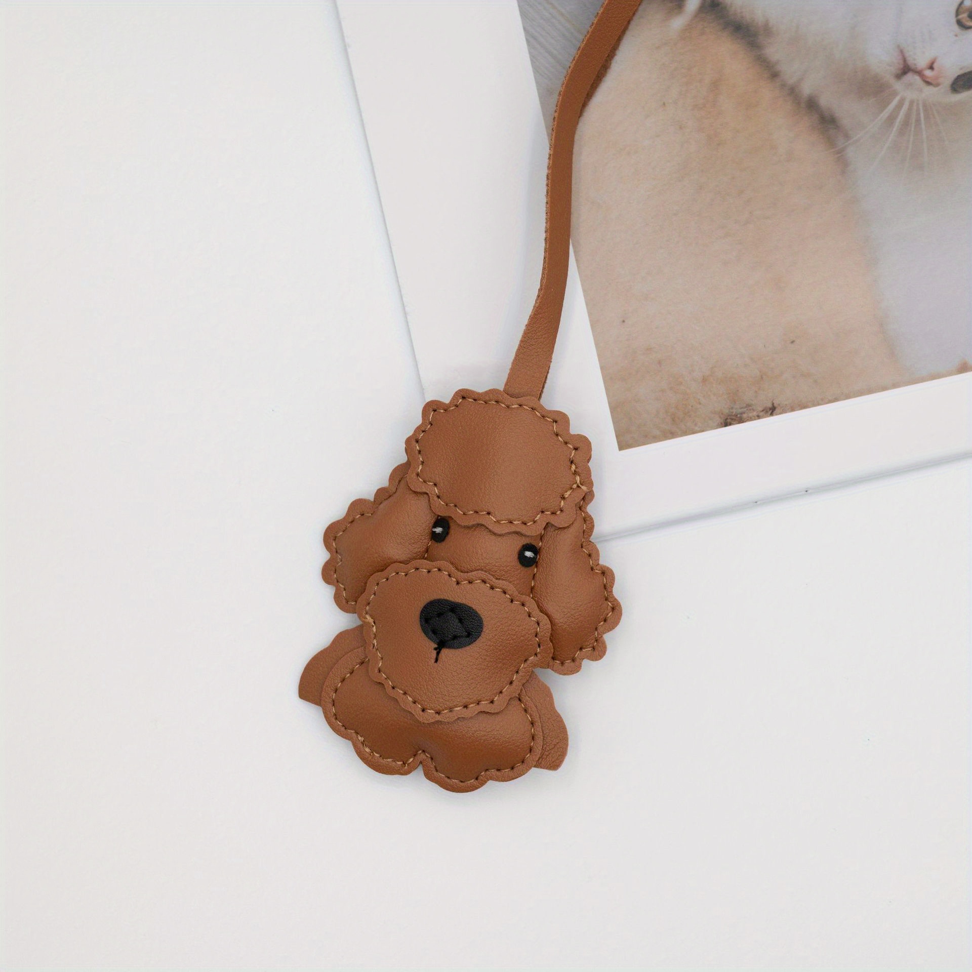 1pc Of A Cute For Bags, Versatile And Adorable Pu Keychain Pendant Gift
