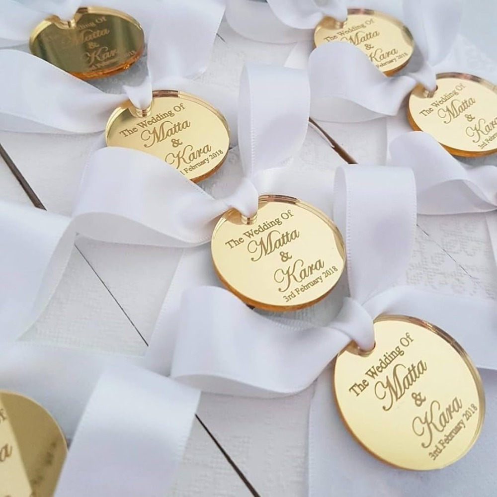 TEMU Custom Mirror Acrylic Gift Tags For Wedding Favors Cards For Favors | Personalized Acrylic Name Tags, For Baptism, Engagement Party Favors, Rose