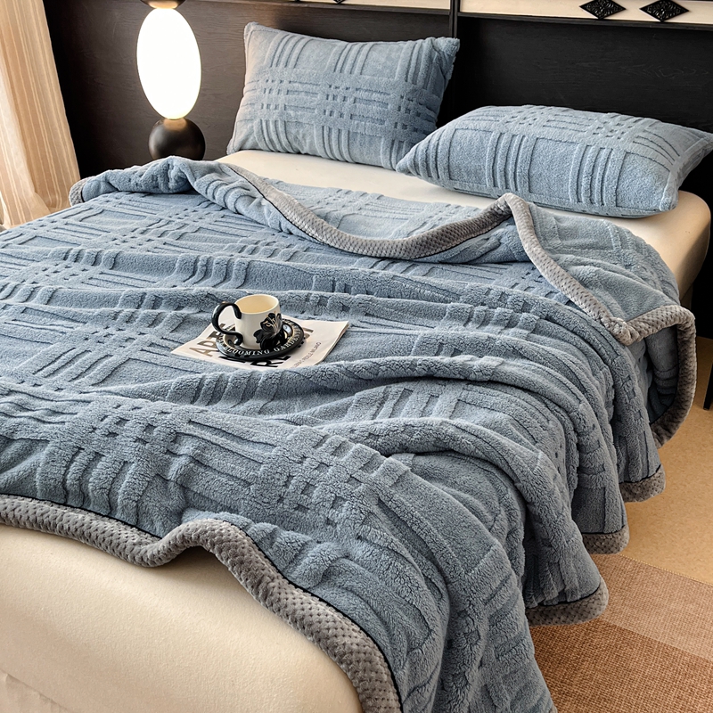 1pc luxury double sided plush blanket   white gray black bedspread     breathable winter comforter cozy thick bed cover for queen king size beds fits single double mattresses Product details 0