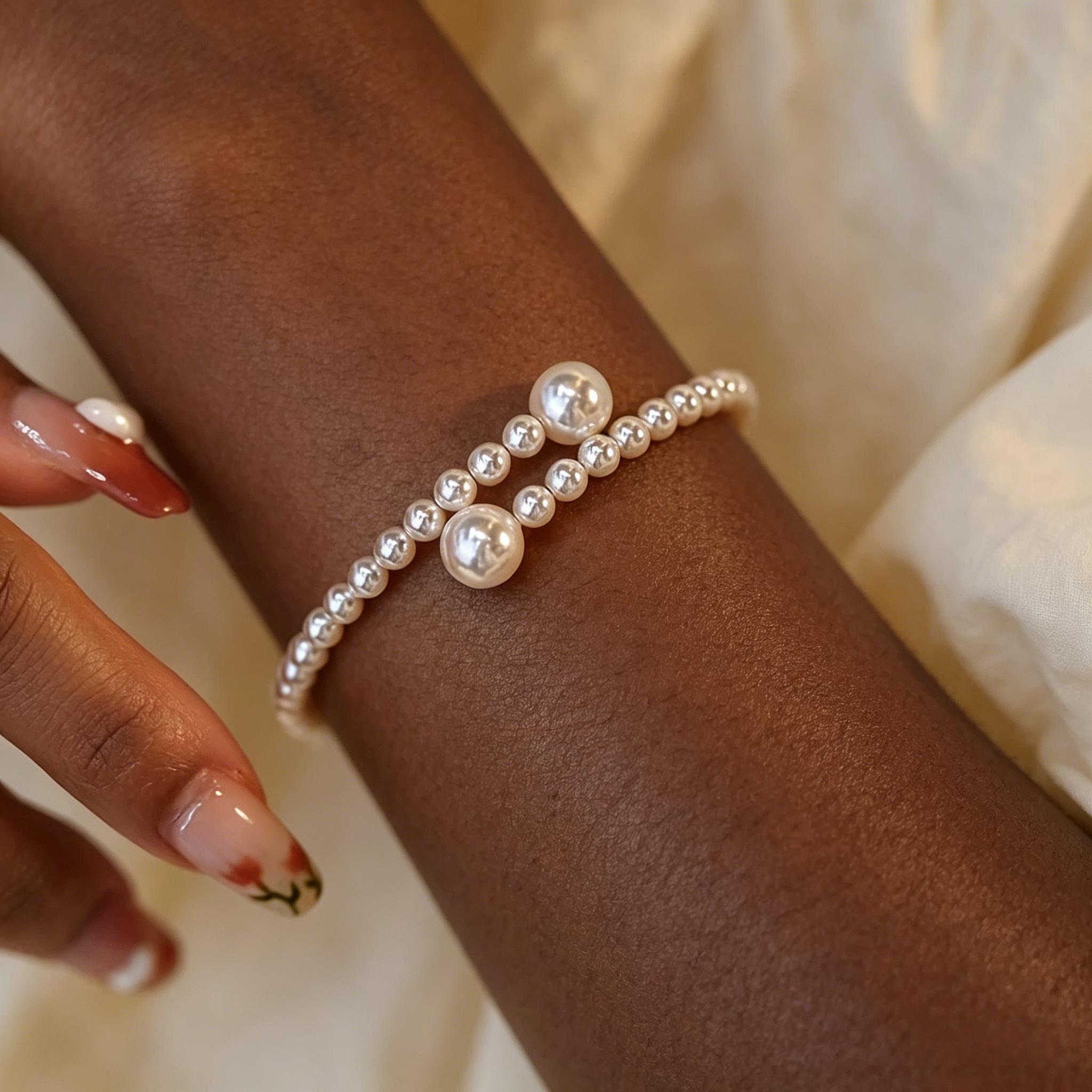 Image of Vintage Bracelet Suitable For Women' Wear & Special Occasions - Elegant Gift For Parties, Birthdays, Anniversaries, Christmas, Valentine's Day - Versatile Accessory