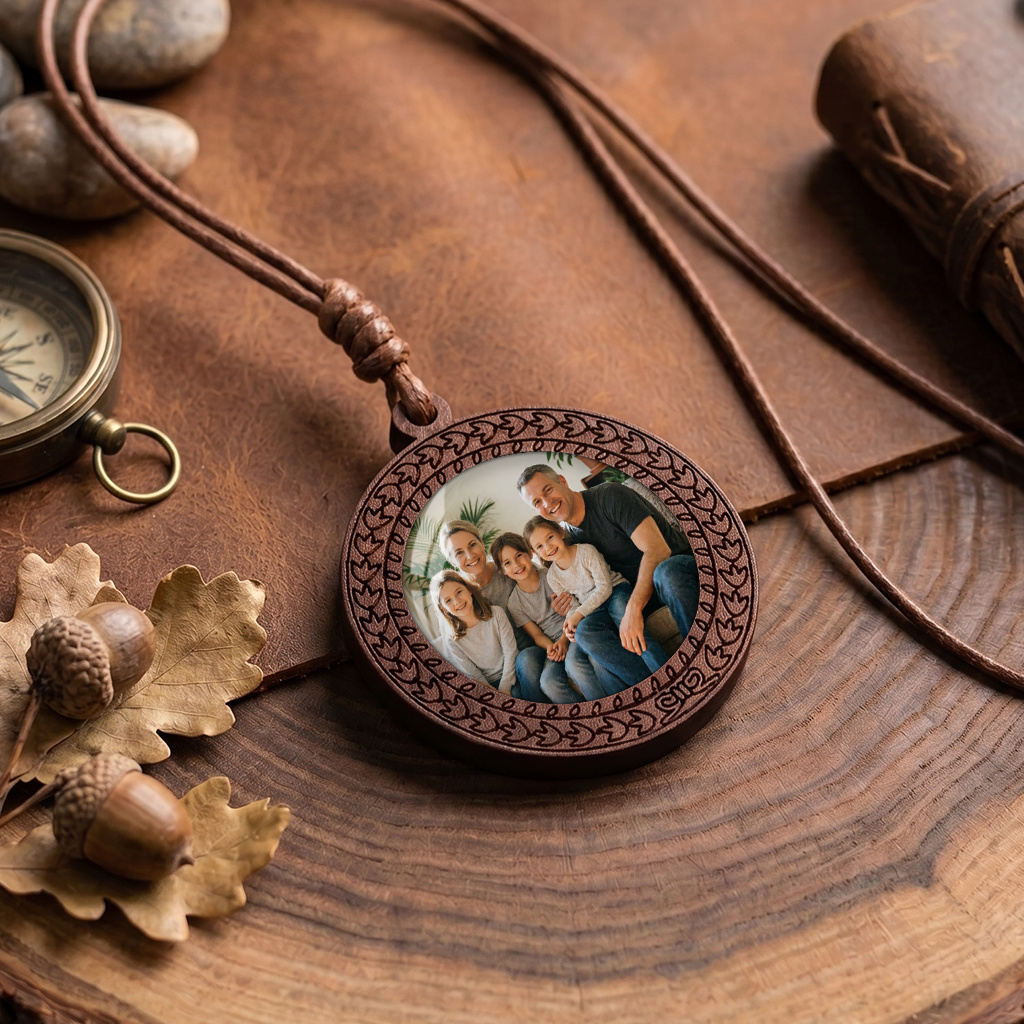 TEMU Collana in legno personalizzabile con foto ad definizione, e resistente, regalo resistente all'usura, ciondolo in legno intagliato, e di lunga ,