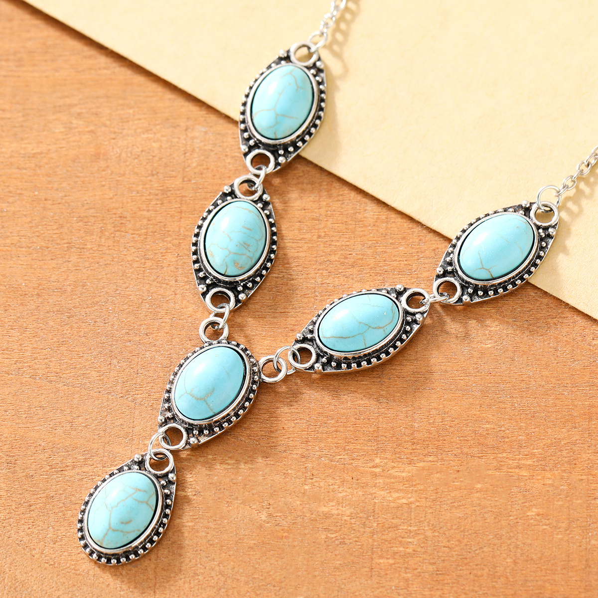 E-shop Böhmischer Vintage Ethno-Stil Kreative Ovale Synthetische Türkis-Inlay Y-förmige Halskette, Trendiger Vielseitiger Schmuck für Frauen