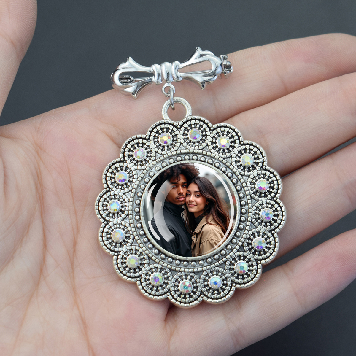 TEMU 1pc Of Personalized Lace Pendant Brooch, Stylish And Elegant, Featuring Exquisite Glass Embellishments, Perfect As A Custom Gift Or Party