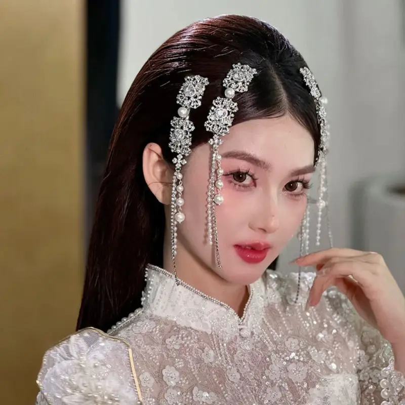 hairpiece elegant bridal hair accessory with sparkling rhinestones   pearls ethnic style tassel clip light   headwear for weddings wedding accessories Product details 0