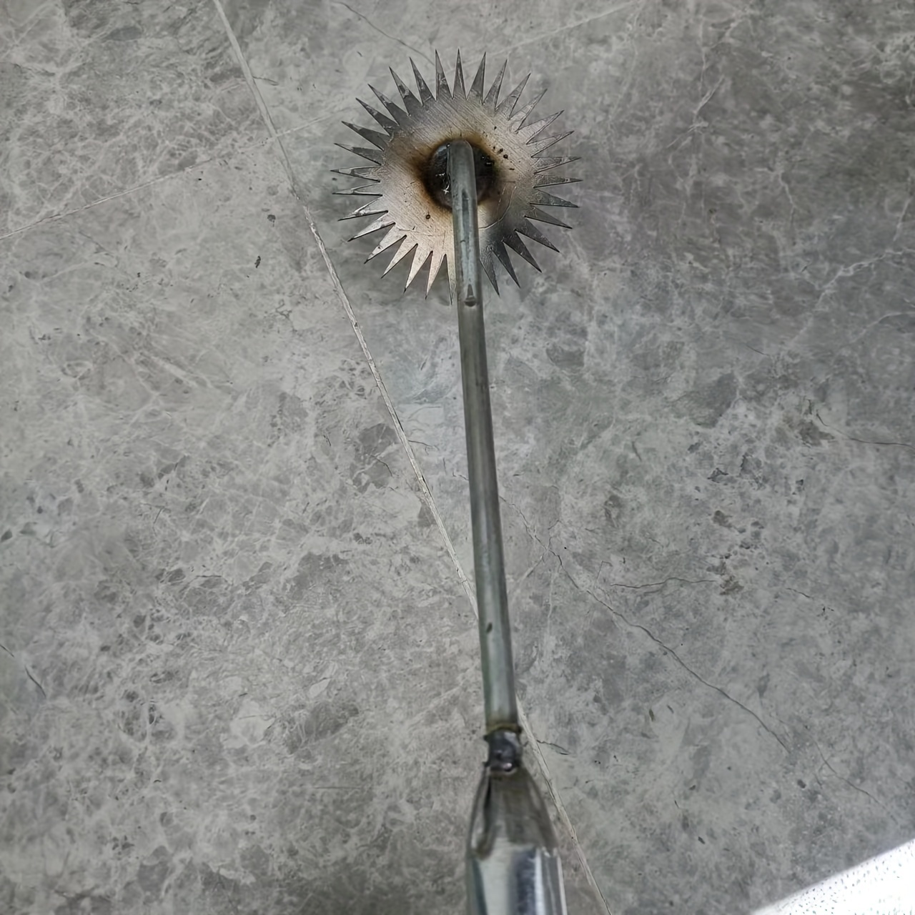 Weeding Tool, Root-removing Weeder, Garden Weeding Rake, Steel Farm Tool, Small Hoe For Loosening Soil And Digging Weeds