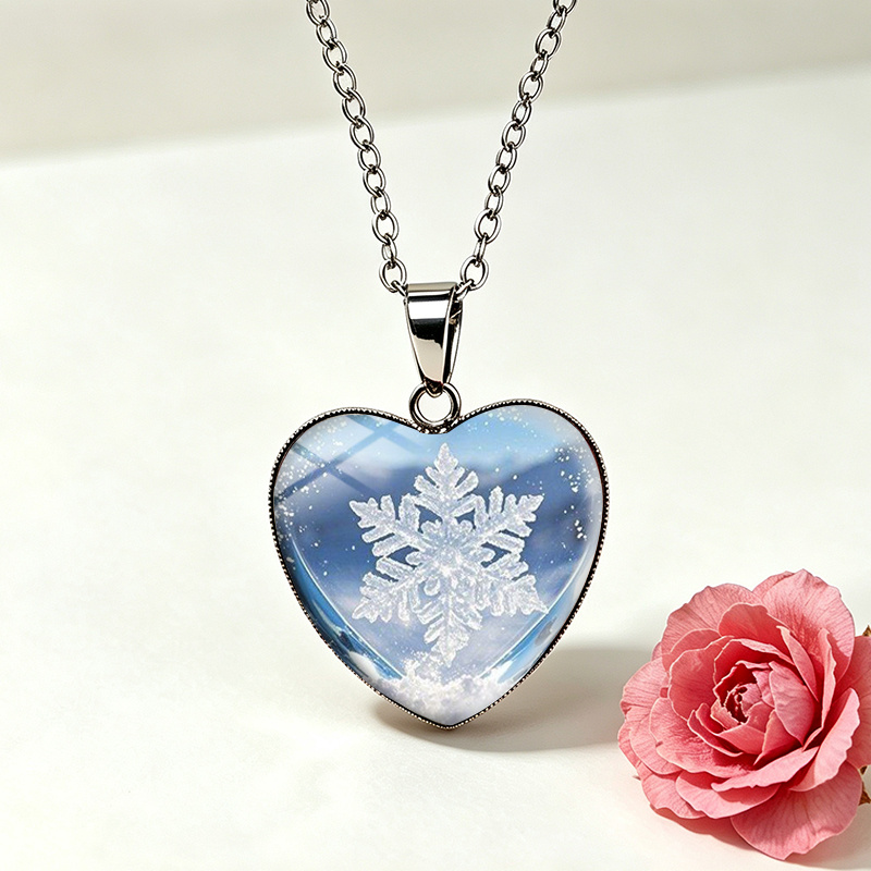TEMU 1pc Collier d'hiver de neige Cœur Pendentif Cabochon de cœur avec chaîne en acier inoxydable Bijoux unisexes pour hommes et femmes