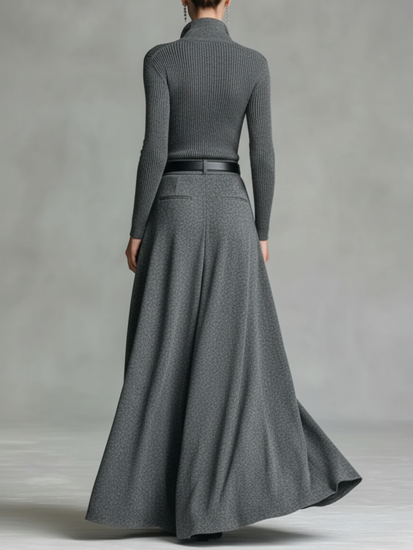 Elegant Women's Fashion Outfit