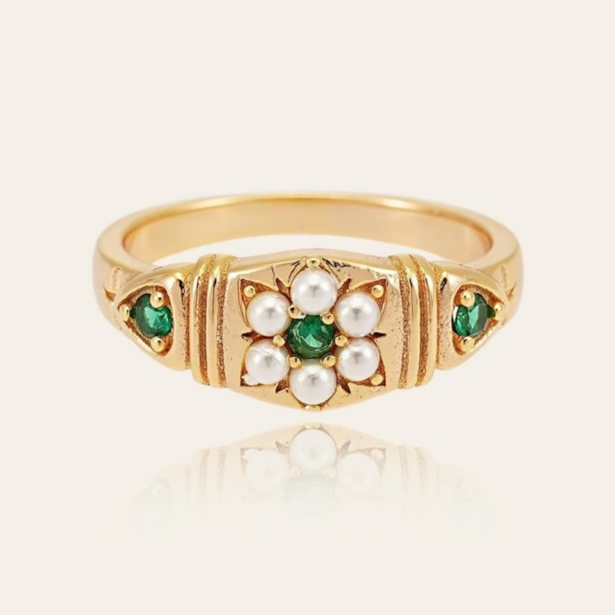 Women's Vintage Soft Elegant Green Zirconia Ring