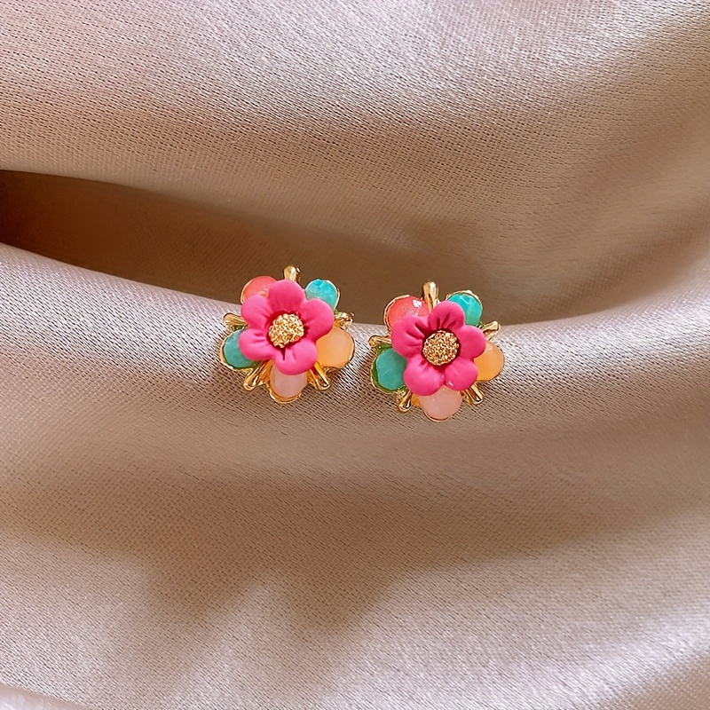 TEMU A Pair Of Women's Fashion Stud Earrings, Light Luxury Floral Studs, Suitable For Daily Wear, Dates, And Commuting