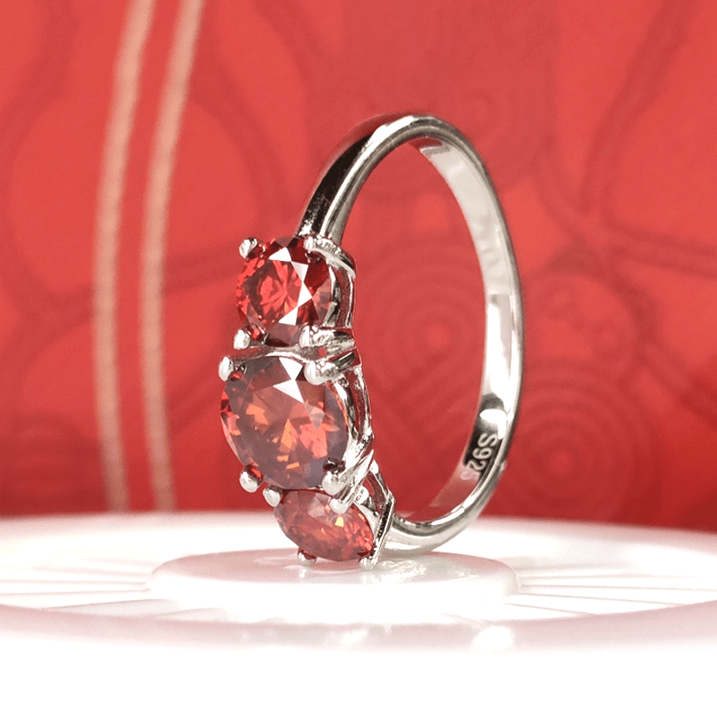 Stylish 925 Silver Synthetic Moissanite Ring, Elegant Gift
