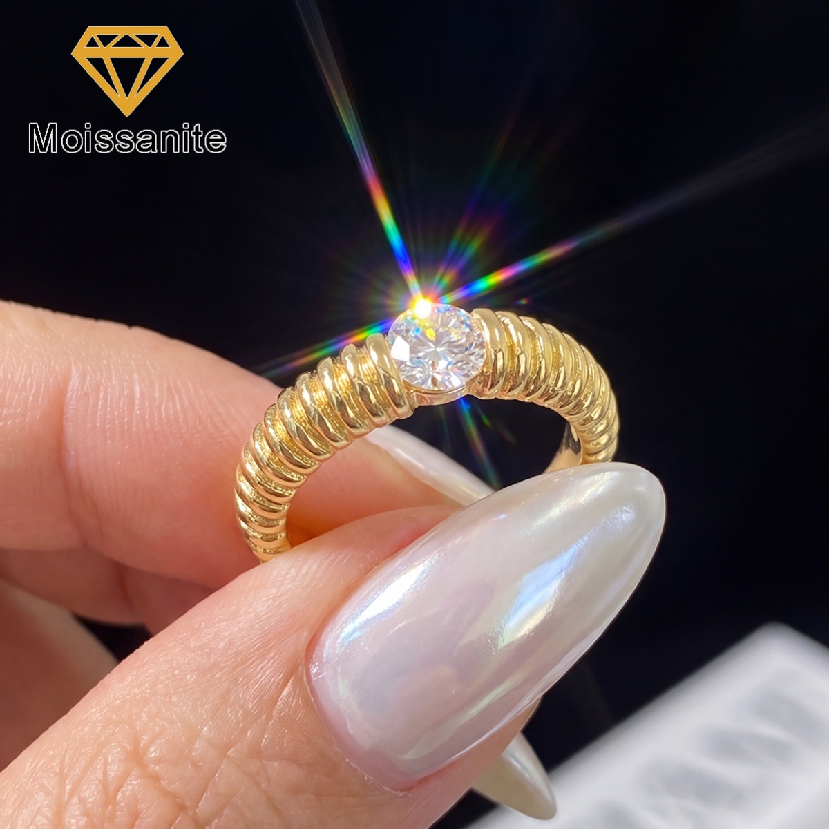 Women's Sparkling 0.5ct Moissanite Twisted Solitaire Ring