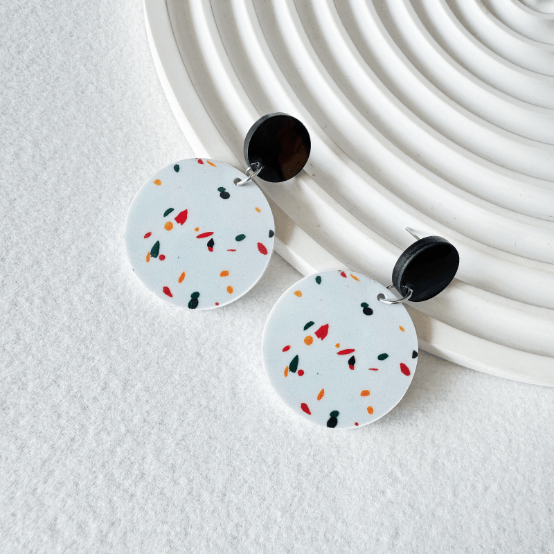 2pcs Terrazzo Pattern Circular Pendant Earrings with Matching Studs