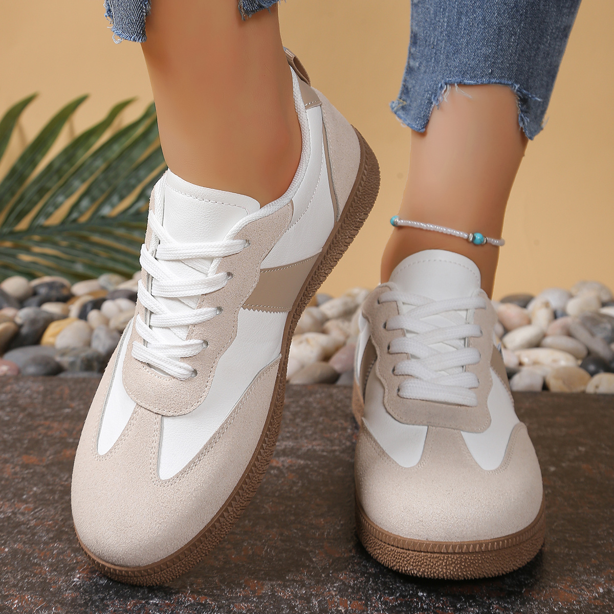 Women's Wide Width (Big Size) White Sneakers Low-*-Toe Comfortable  Walking Shoes with Cushioned Rubber Sole Upper Breathable Fabric  Versatile