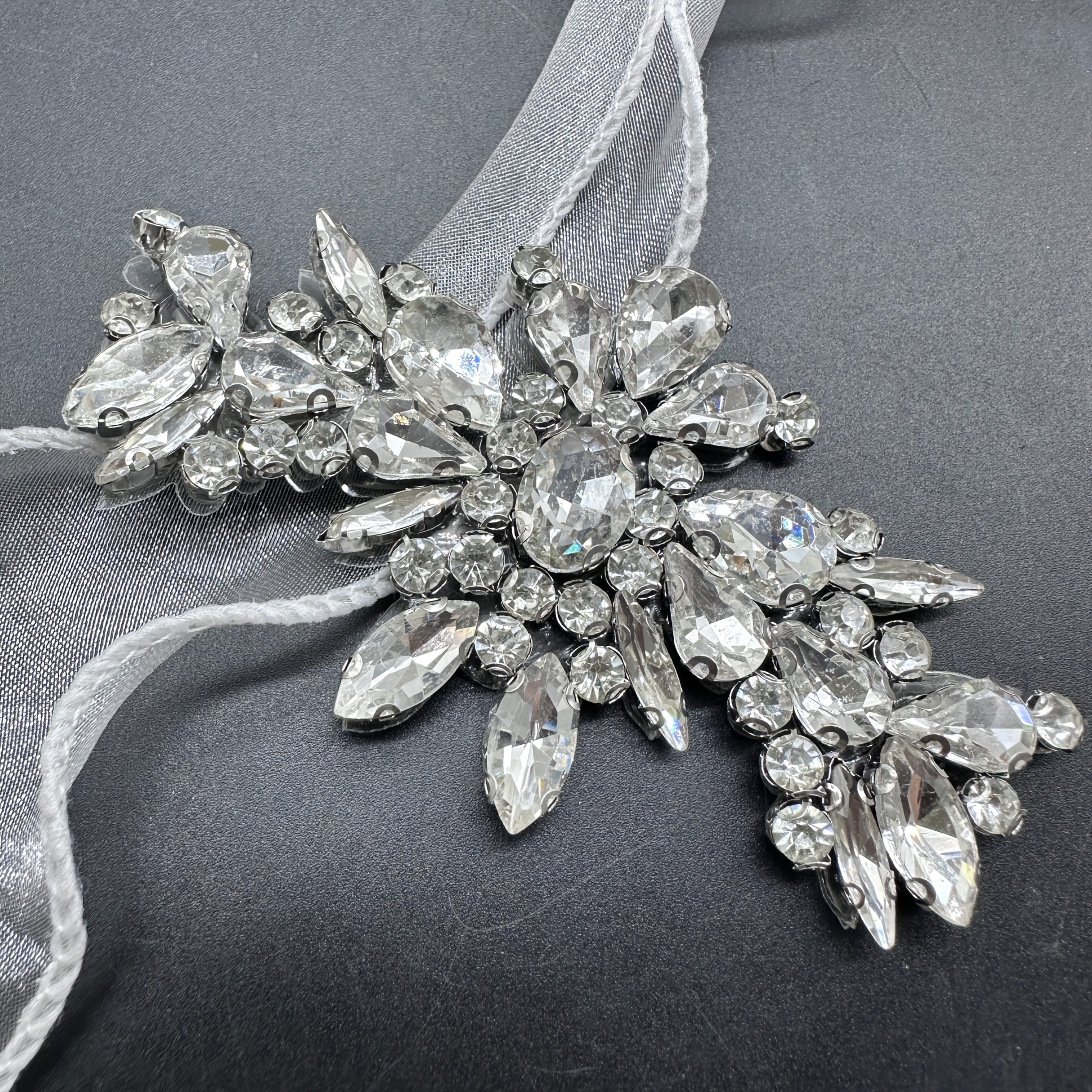 TEMU 1 pz di Adesivo con Strass - Strass Termoadesivi con Retro Adesivo a a Caldo, Toppa a con Strass Fai da Te per Tessuto per Abbigliamento,